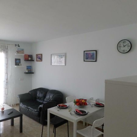 Apartamento Puerto Apartment ปูแอร์โต เดล โรซาริโอ ภายนอก รูปภาพ